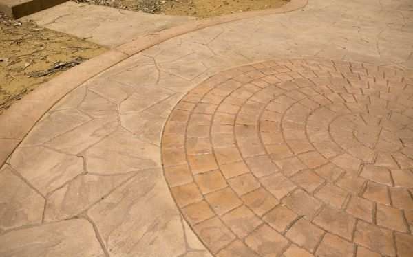 Cost of Concrete Overlay Service in Everett
