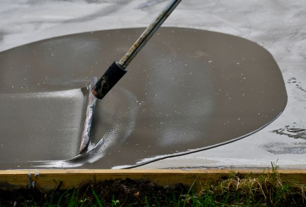 Cost of Concrete Overlay Installation in Everett