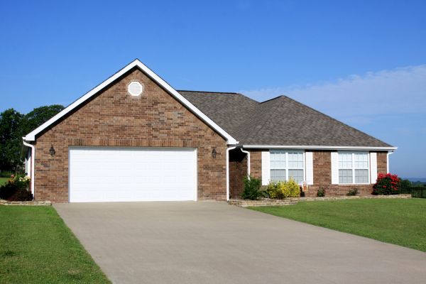 Cost of Driveway Overlay Service in Everett