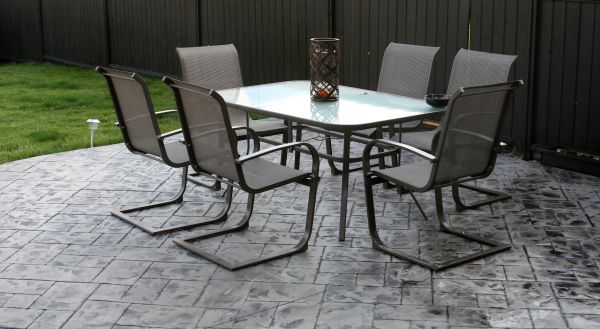 Backyard Concrete Stamping in Everett